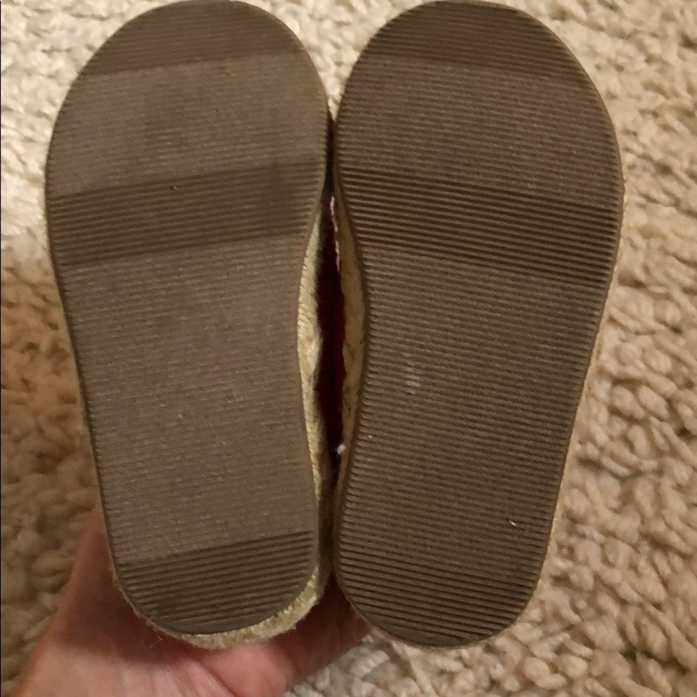 GAP Red Espadrilles - Picture 4 of 4